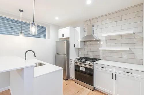 757 N Uber St #2 Photo 1