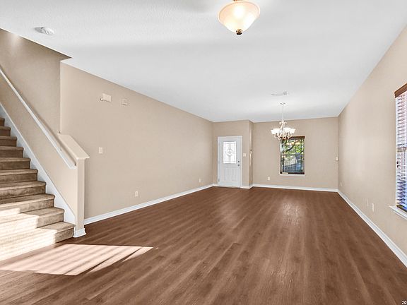 3rd image of 8530 Cheyenne Blf