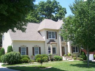 1001 Slash Pine Way, Lawrenceville, GA 30043