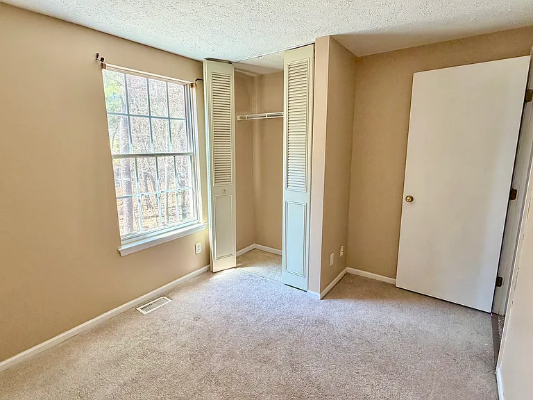 25 Dorchester Cir — Photo 18