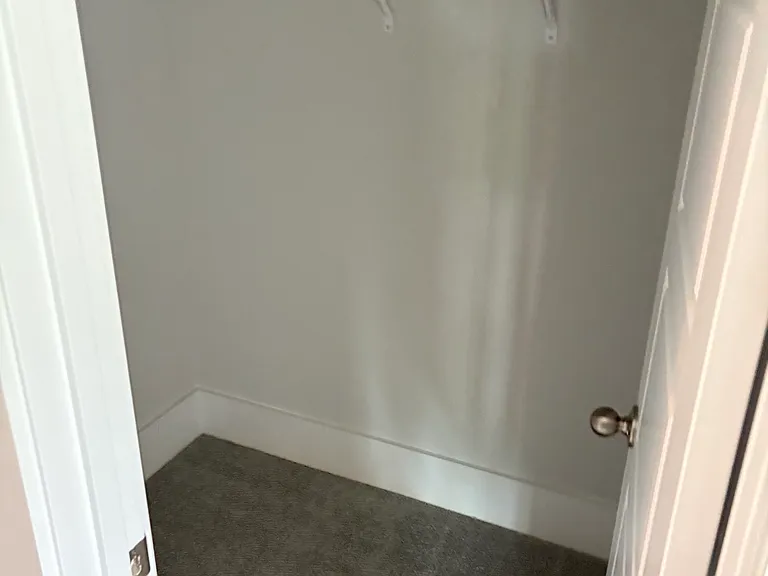322 Whalebone Ave — Photo 14