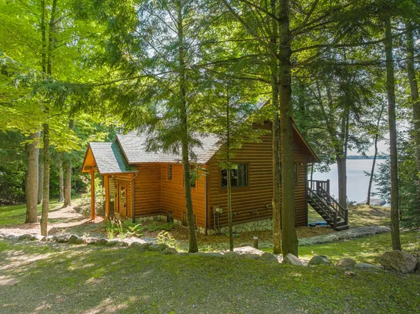 2614 Bobidosh Point Ln, Lac Du Flambeau, WI 54538