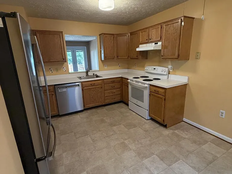 107 Peridot Pl — Photo 6