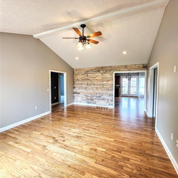 309 Castleton Ct, Vine Grove, KY 40175 Zillow