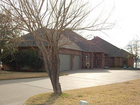 1st image of 2306 Teal Pl