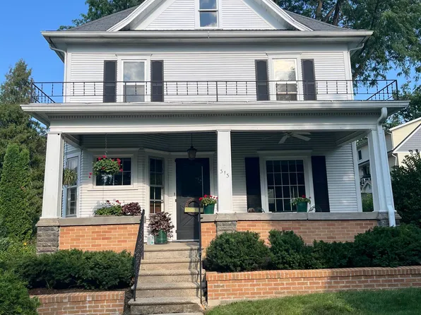 313 S 2nd St, Mount Horeb, WI 53572