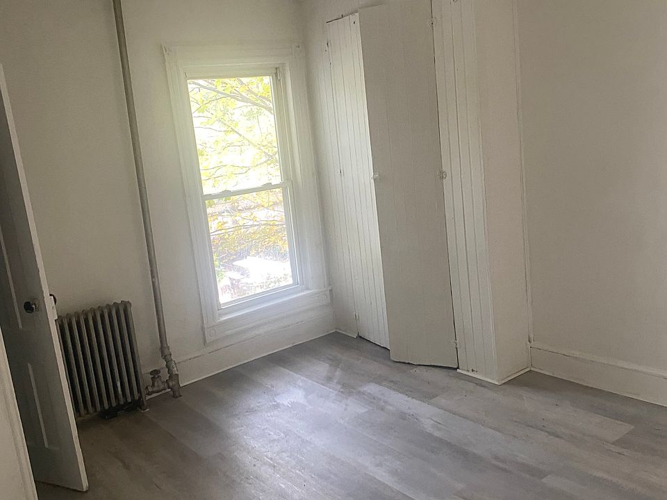 1st image of 41 Main St APT 4