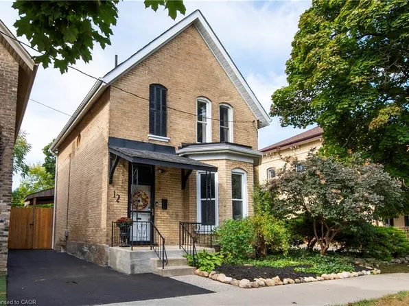12 Pearl St, Brantford, ON N3T 3N4
