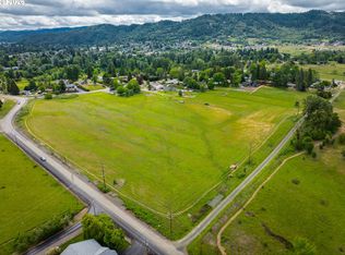 0 Troost St, Roseburg, OR 97471