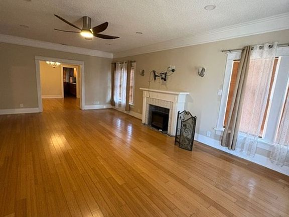 2nd image of 1018 Portland Ave