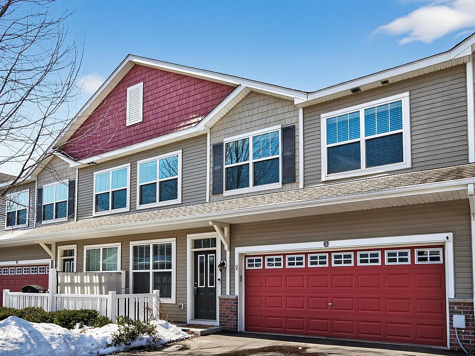1st image of 1845 Columbia Ln Unit 3
