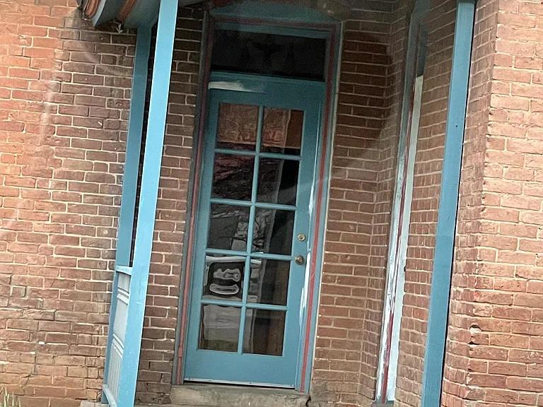 575 E College Dr — Photo 10