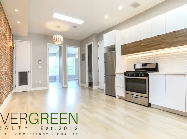 1213 Rogers Avenue image 1 of 10