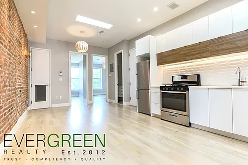 1213 Rogers Ave Photo 1