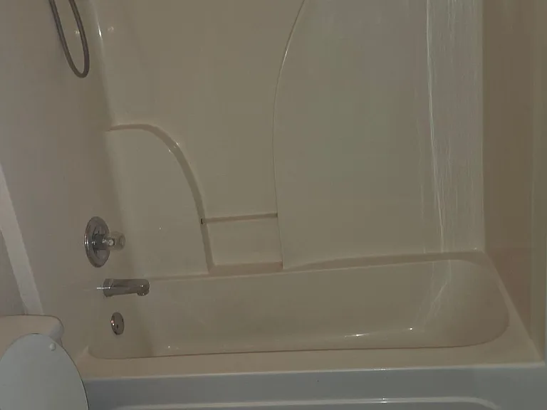 3204 Hereford Ln — Photo 20