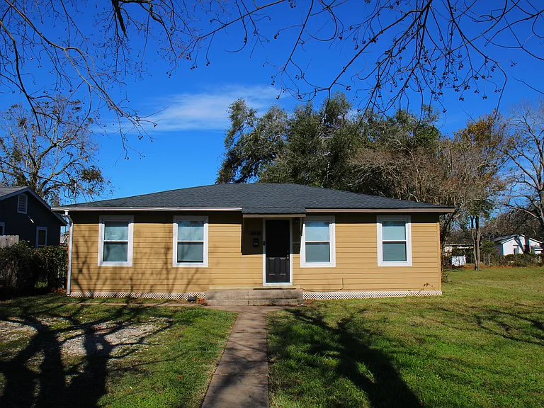 520 McKee St — Photo 1