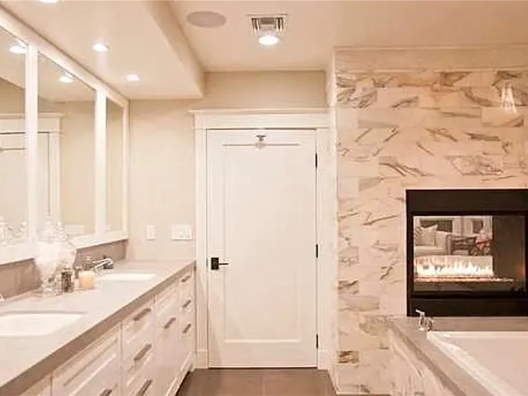 1616 N Ogden Dr — Photo 13