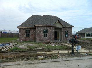 165 Horis Dr, Houma, LA 70364