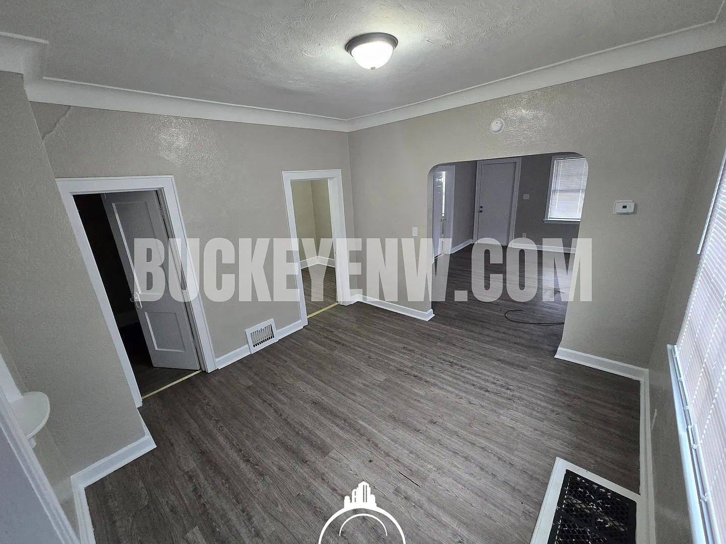 2 Bedroom House — Photo 3