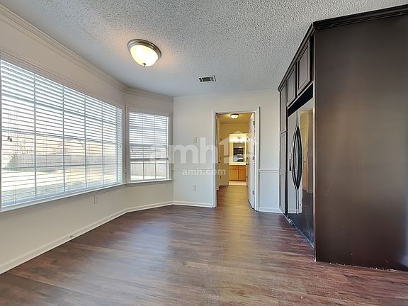 4th image of 5718 Eagleston Dr