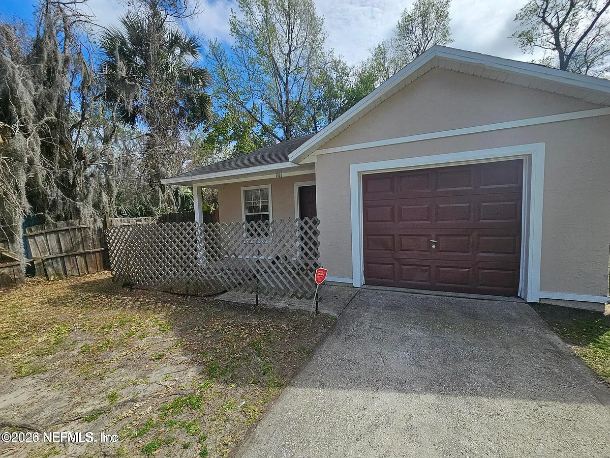 Building Photo - 7632 Hare Ave