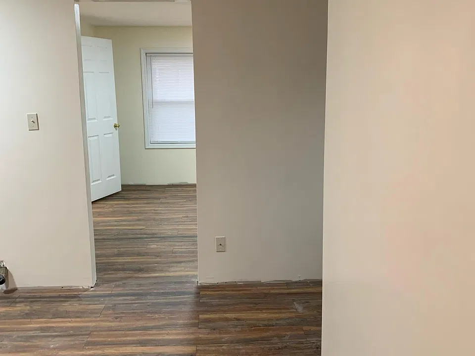 Apt. B Living