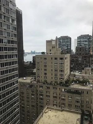 Rented by Taylor Made Brokerage, Inc | media 1