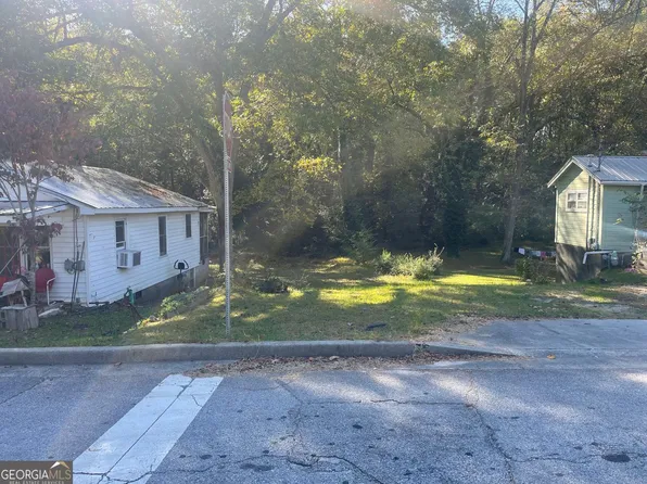 114 Emily St, Toccoa, GA 30577
