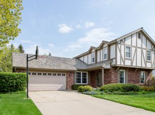 1174 Furlong Dr, Libertyville, IL