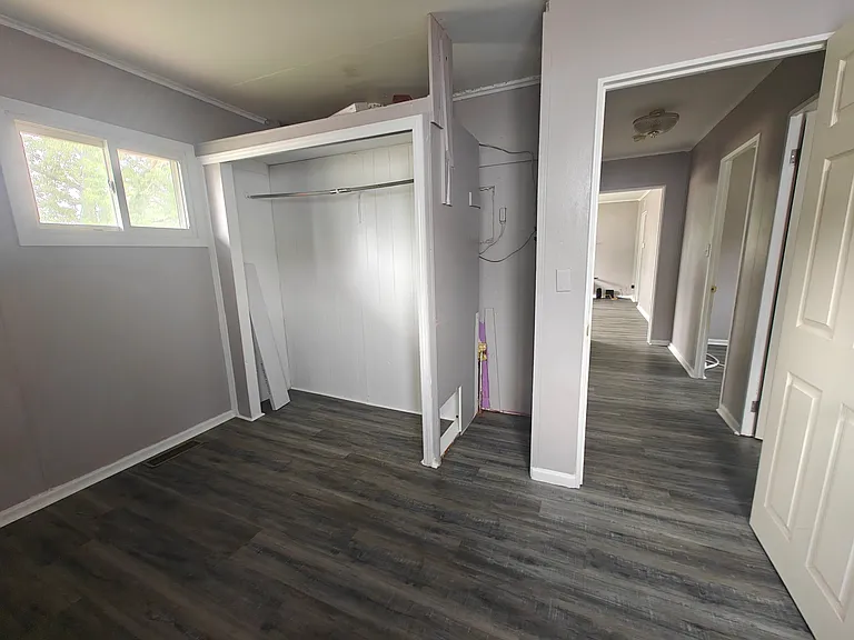 2449 Vale Dr — Photo 11
