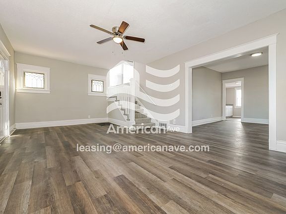 865477_004_living_room_4.jpg