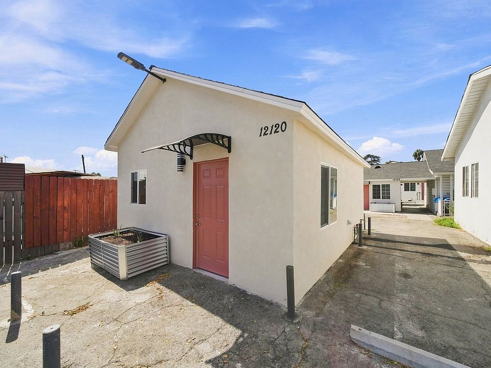 1st image of 12120 Clora Pl