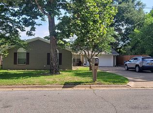 2513 Sunset St, Denison, TX 75020