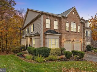 1279 Brookstone Dr, Garnet Valley, PA 19060