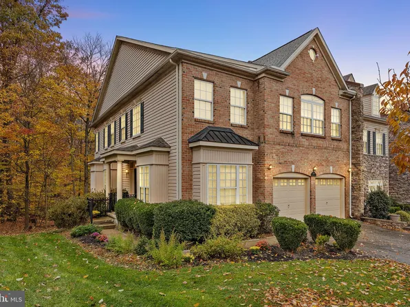 1279 Brookstone Dr, Garnet Valley, PA 19060