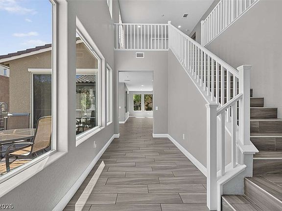 2nd image of 1181 Scenic Edge St