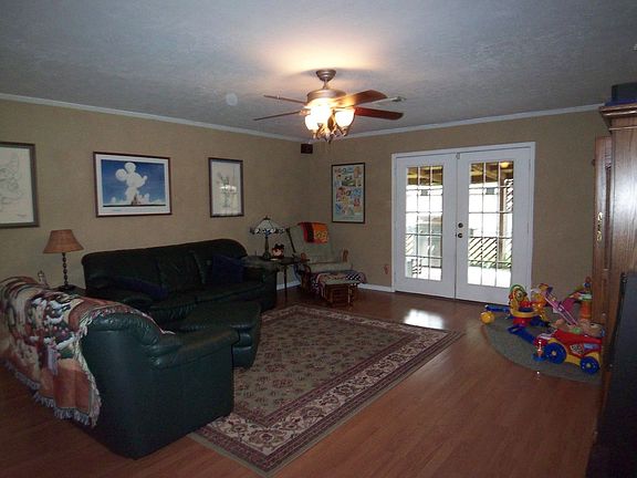 Large Living Area