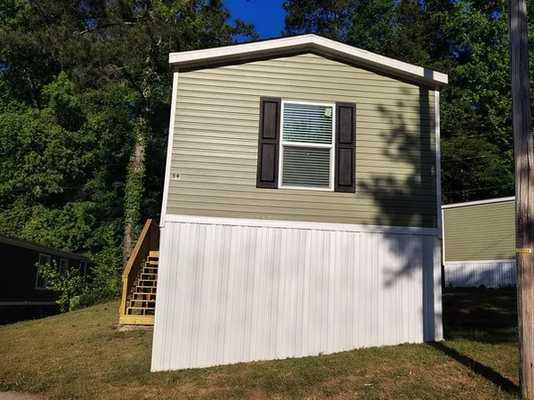 39 Poole Cir, Ellenwood, GA 30294
