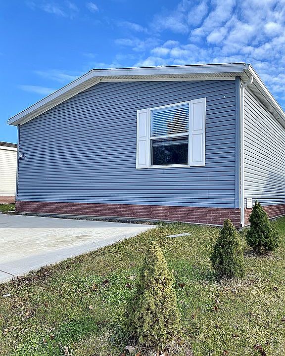 1st image of 58540 Brookside Dr