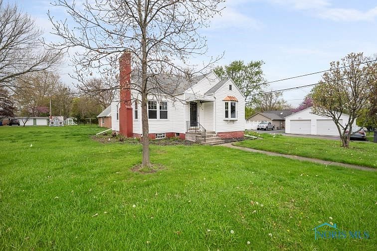 414 Findlay St, Perrysburg, OH 43551 Zillow