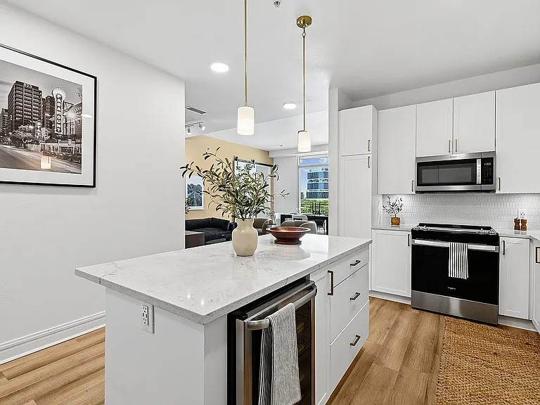 Modern Island Kitchen