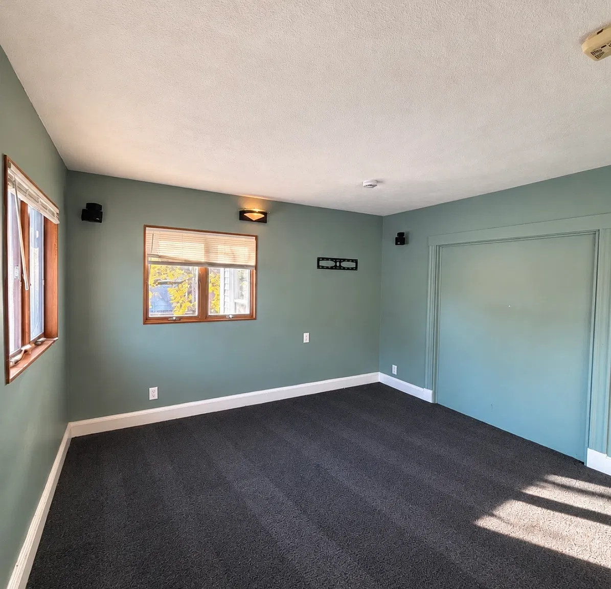 3 bed, $3,800 — Photo 3