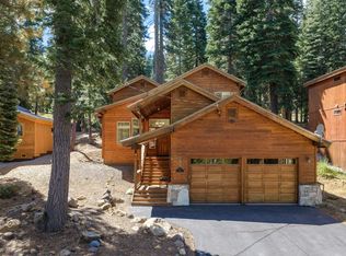 14737 Copenhagen Dr, Truckee, CA 96161