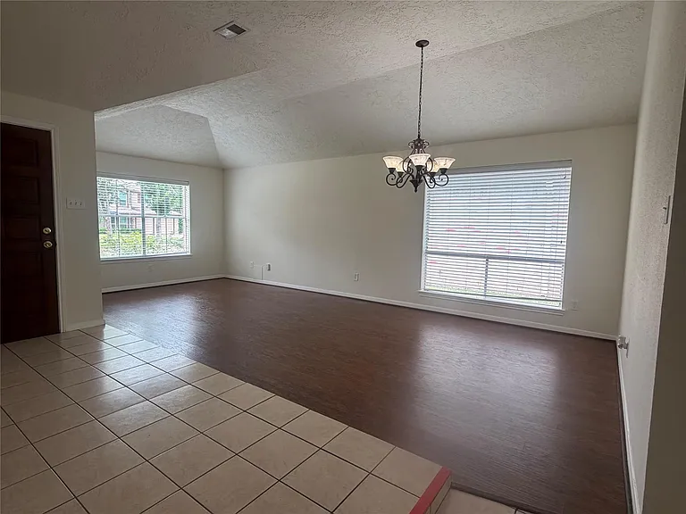 3806 Carya Cir — Photo 29