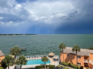 7430 Sunshine Skyway Ln S APT 604, Saint Petersburg, FL 33711