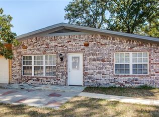 20 Circle Dr, Denison, TX 75021