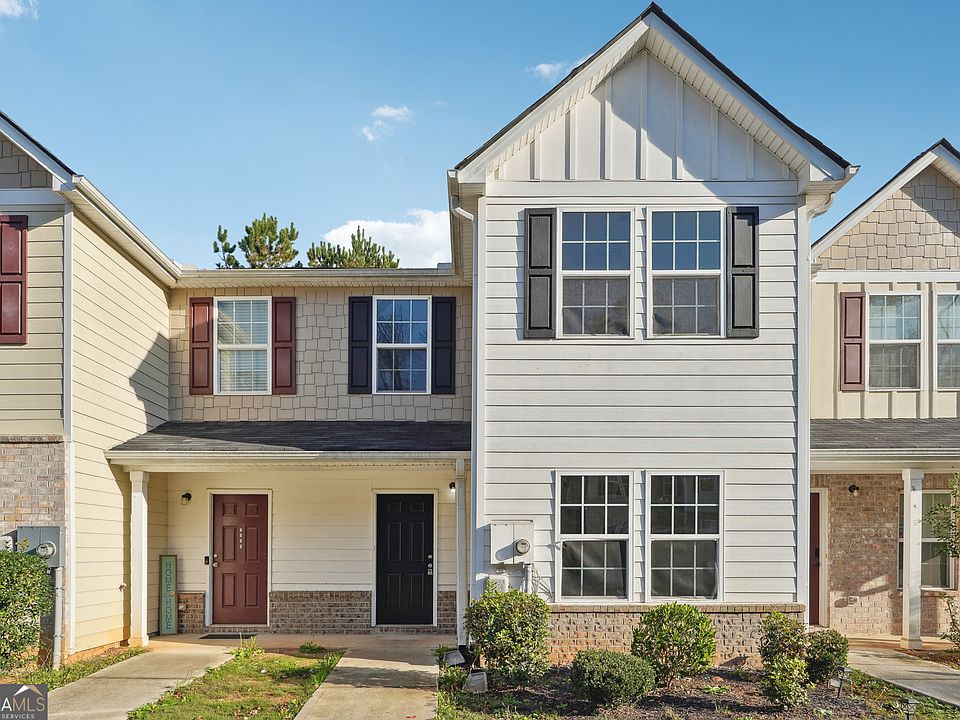 1st image of 2553 Piering Dr
