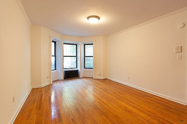1st image of 922 President St APT 1F