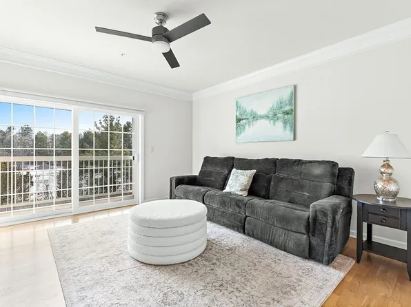 36 Abigail Way Unit 3003, Reading, MA 01867