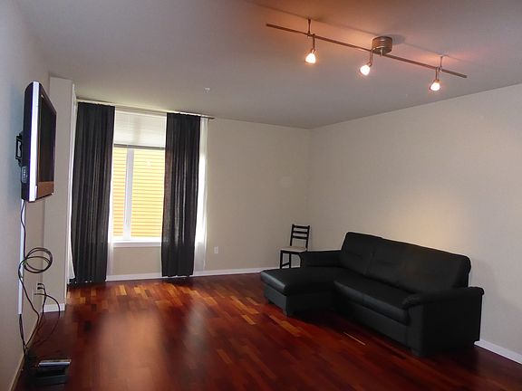 5th image of 170 Harbor Square Loop NE #A212